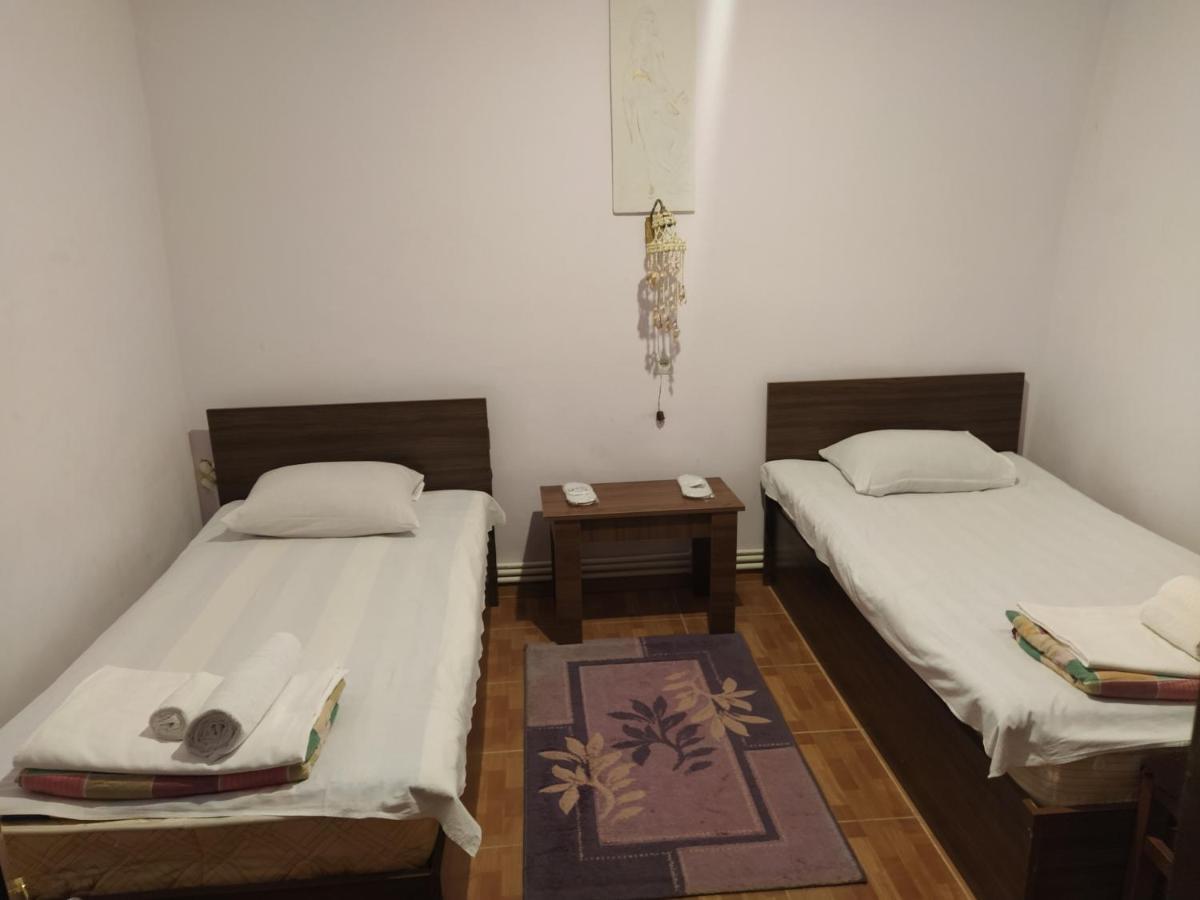 Iris B&B In Debed Canyon อาลาแวร์ดิ ห้อง รูปภาพ