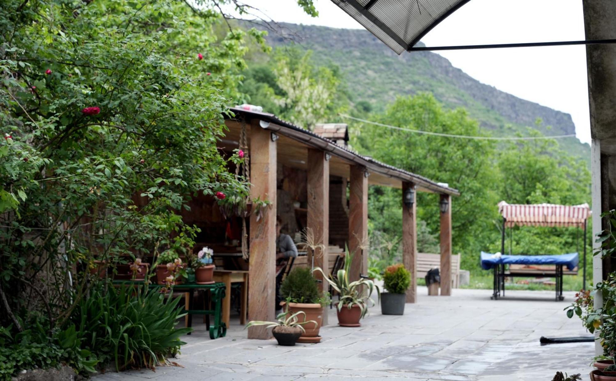 Iris B&B In Debed Canyon อาลาแวร์ดิ ภายนอก รูปภาพ