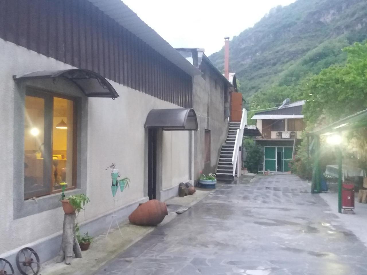 Iris B&B In Debed Canyon อาลาแวร์ดิ ภายนอก รูปภาพ